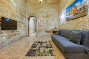 Authentic Townhouse with backyard in Sliema by 360 Estates